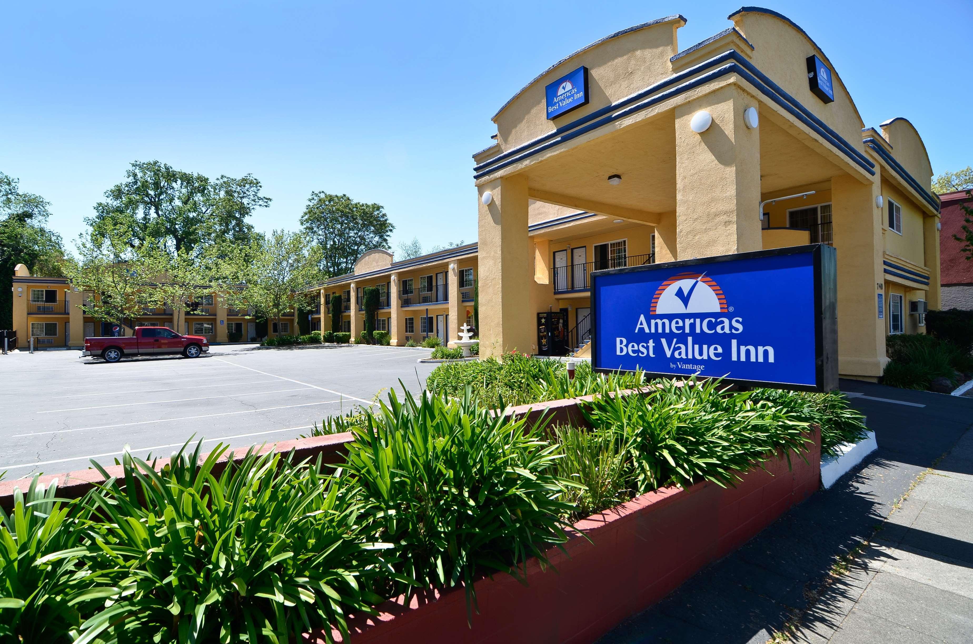 Americas Best Value Inn - Chico Dış mekan fotoğraf